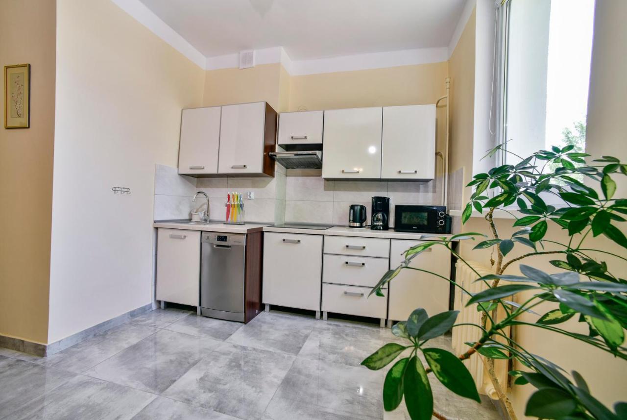 Apartament U Ewy W Kolobrzegu Podczele - 2 Sypialnie 50M2, Wifi I Darmowy Parking! Eksteriør bilde