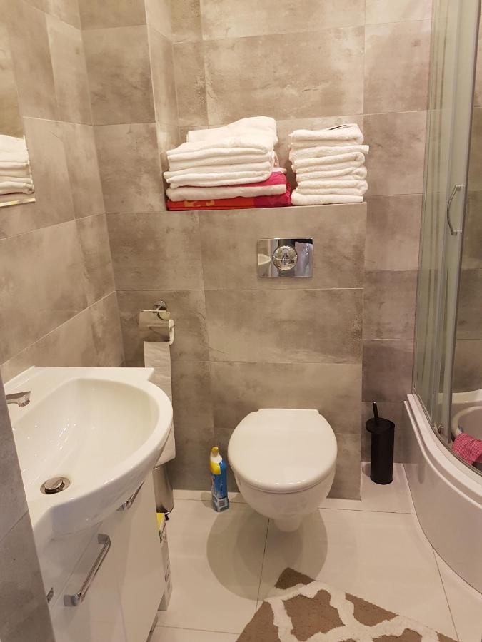 Apartament U Ewy W Kolobrzegu Podczele - 2 Sypialnie 50M2, Wifi I Darmowy Parking! Eksteriør bilde